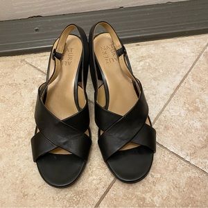 Black block heel sandal